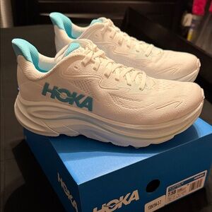 BRAND NEW Clifton 10 Hoka White and Teal Athletic Shoes